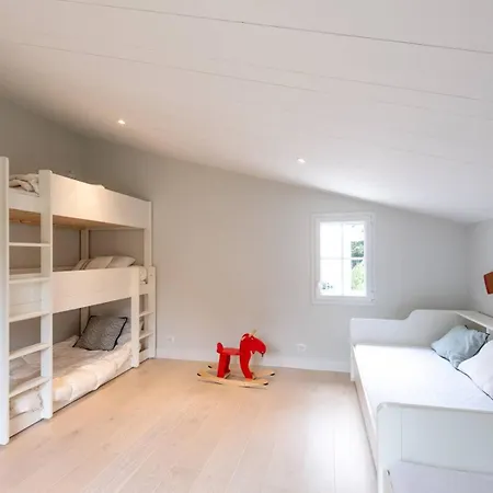 Sublime Maison D'architecte Pour Famille Nombreuse Les Portes-en-Re